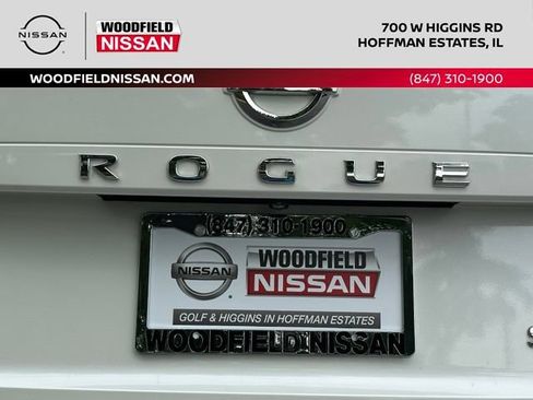 Used 2021 Nissan Rogue SV AWD/4WD image 13