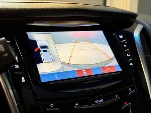 Used 2018 Cadillac Escalade Luxury RWD image 29