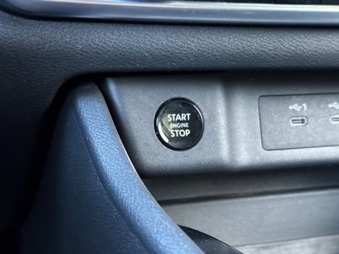 Certified 2024 Nissan Rogue SV image 25