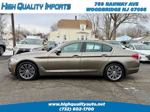 Used 2017 BMW 530i xDrive AWD/4WD image 4