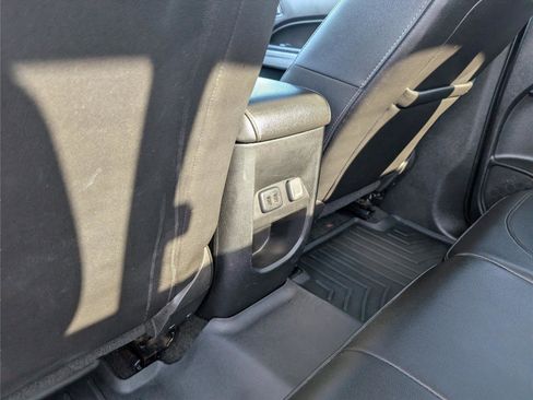 Used 2018 Chevrolet Colorado ZR2 AWD/4WD image 25