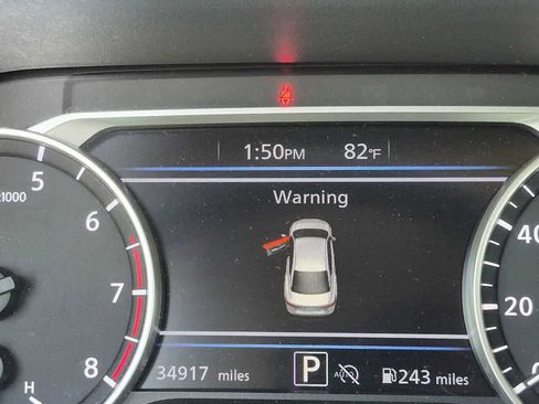 Used 2025 Nissan Sentra SV FWD image 35