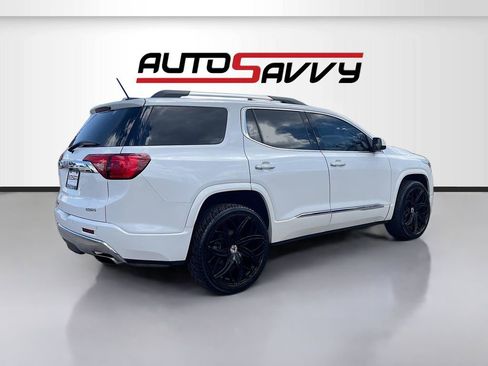 Used 2019 GMC Acadia Denali w/ Technology Package FWD image 7