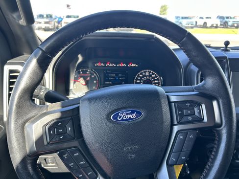 Used 2019 Ford F150 XLT w/ Equipment Group 302A Luxury AWD/4WD image 18