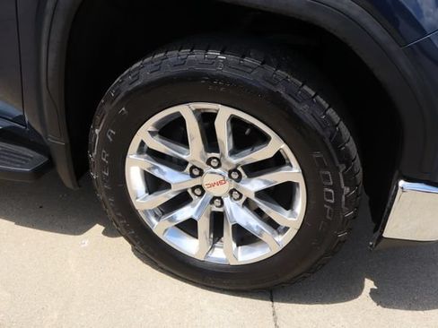 Used 2019 GMC Sierra 1500 SLT w/ SLT Premium Plus Package AWD/4WD image 8