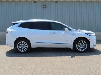 Used 2023 Buick Enclave Avenir w/ Trailering Package, 5000 lbs. AWD/4WD video 2