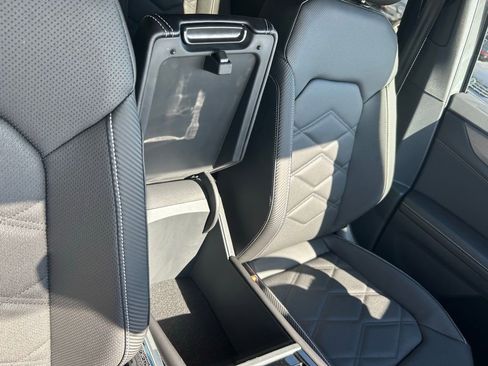 New 2026 Volkswagen Atlas Cross Sport SE image 36