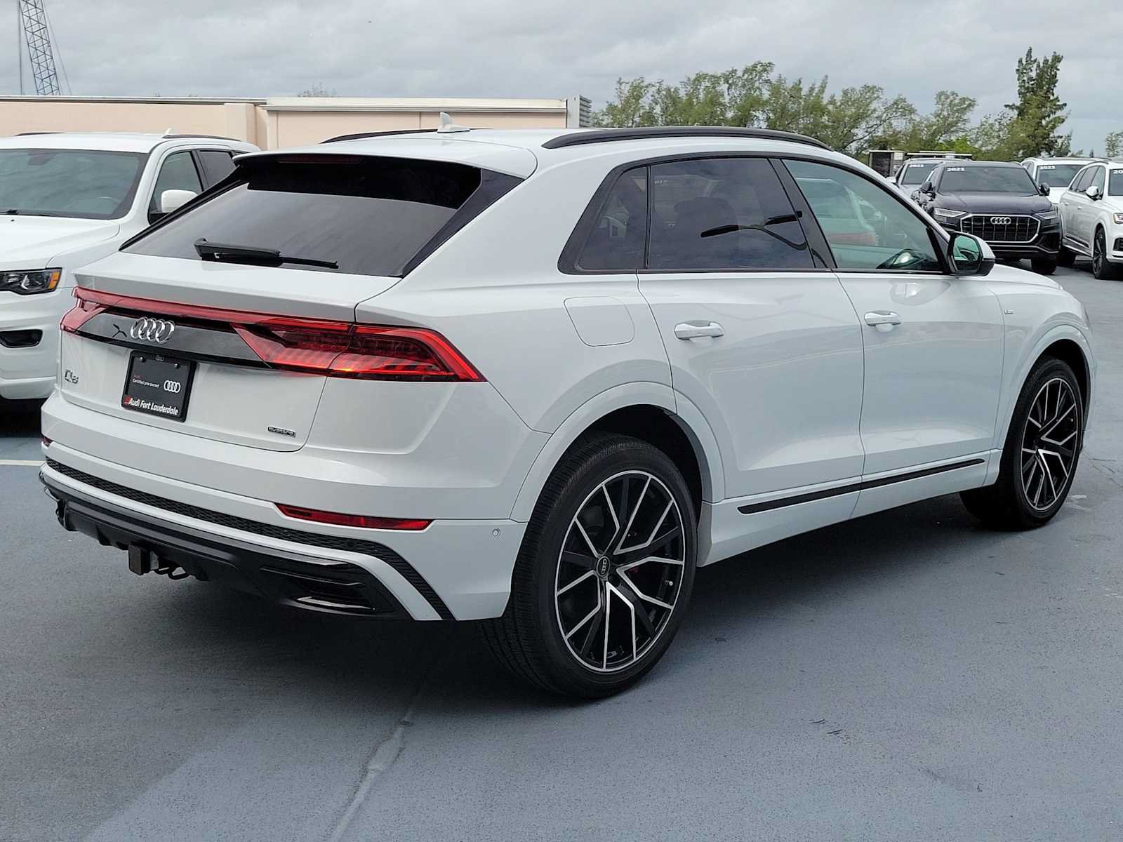 Certified 2023 Audi Q8 Premium Plus AWD/4WD image 6