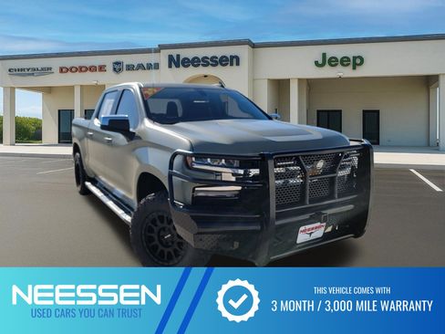 Used 2020 Chevrolet Silverado 1500 LT w/ Texas Edition image 1