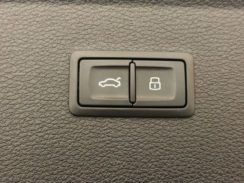 Used 2024 Audi Q5 2.0T Premium Plus image 30