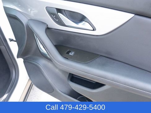 Used 2025 Chevrolet Blazer LT image 46