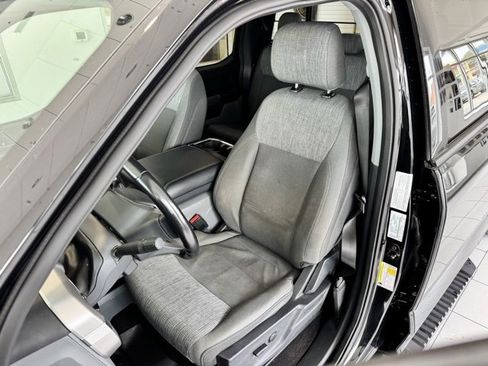 Used 2022 Ford F150 XLT w/ Equipment Group 301A Mid image 8