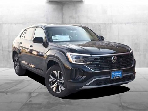 New 2026 Volkswagen Atlas Cross Sport SE image 2