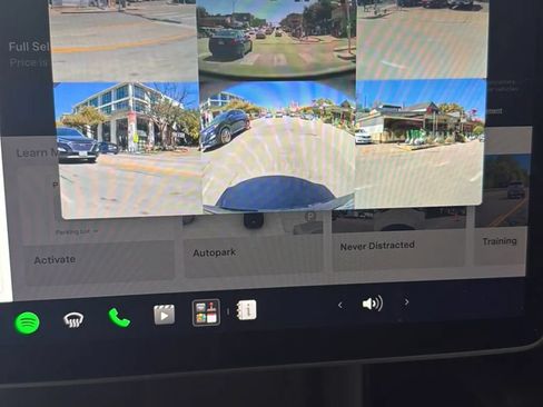 Used 2024 Tesla Model Y Long Range RWD image 20