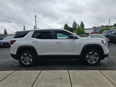 New 2025 GMC Terrain Elevation w/ Technology Package II image 8