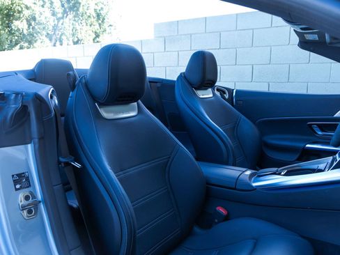 Used 2022 Mercedes-Benz SL 55 AMG 4MATIC image 20