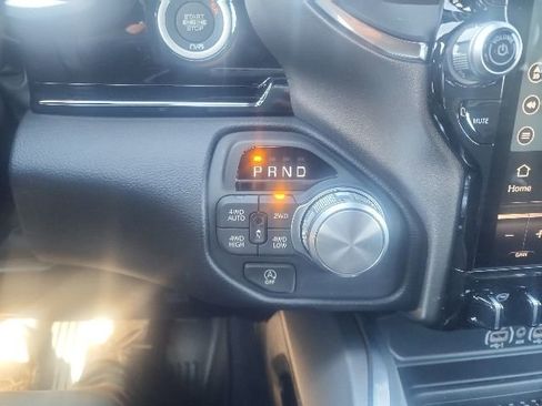 New 2026 RAM 1500 Laramie AWD/4WD image 10