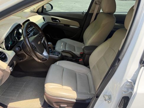 Used 2015 Chevrolet Cruze LTZ w/ Sun, Sound and Sport Package FWD image 12
