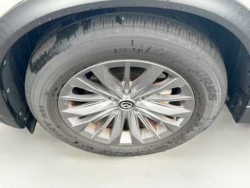 Used 2024 MAZDA CX-90 3.3 Turbo w/ Preferred Plus AWD/4WD image 27