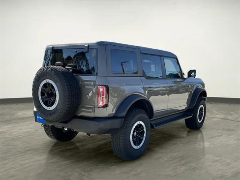 Certified 2025 Ford Bronco Outer Banks w/ Sasquatch Package image 9
