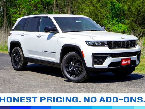 New 2026 Jeep Grand Cherokee Altitude RWD image 1