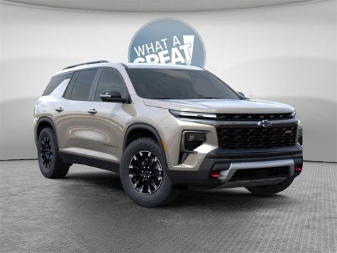 New 2026 Chevrolet Traverse Z71 w/ Enhanced Driving Package image 1