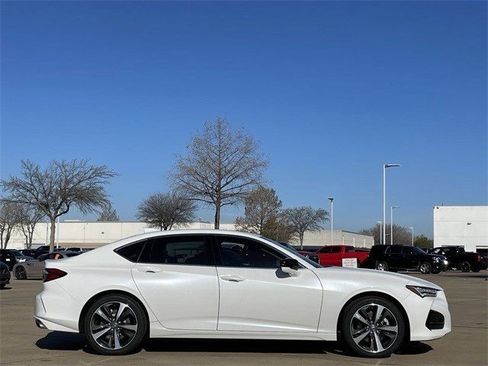 Used 2025 Acura TLX w/ Technology Package image 3