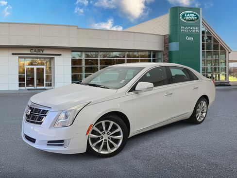 Used 2016 Cadillac XTS Luxury w/ Driver Awareness Package image 1