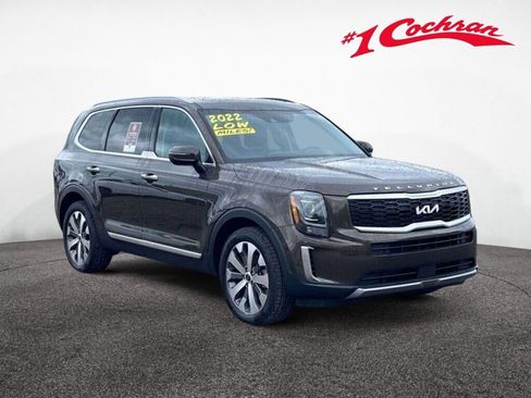 Used 2022 Kia Telluride S AWD/4WD image 1