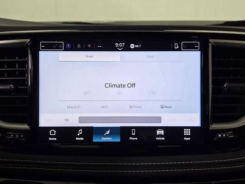 New 2025 Chrysler Pacifica Select w/ Fav Edition Package image 26