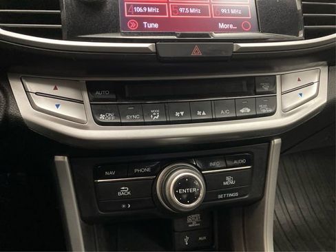 Used 2015 Honda Accord EX-L image 32