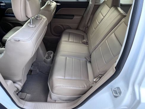 Used 2015 Jeep Patriot High Altitude AWD/4WD image 24