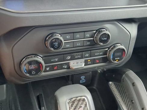 New 2025 Ford Bronco Raptor w/ Interior Carbon Fiber Pack AWD/4WD image 30
