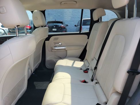 Used 2023 Mercedes-Benz EQB 300 4MATIC w/ Pinnacle Package image 16