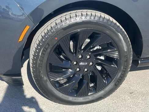 New 2025 Lincoln Navigator Reserve w/ Jet Appearance Package image 9