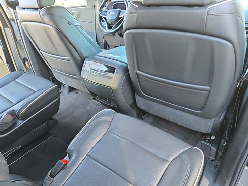 Used 2024 Cadillac Escalade Sport w/ LPO, ONYX Package image 11