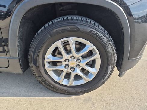 Used 2020 Chevrolet Traverse LS FWD image 10