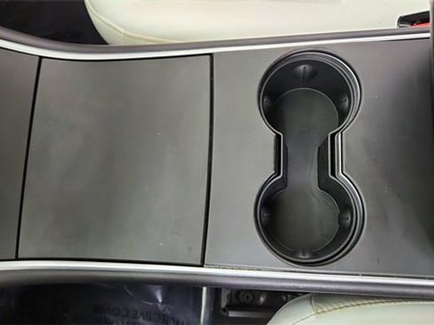 Used 2019 Tesla Model 3 Standard Range Plus image 42