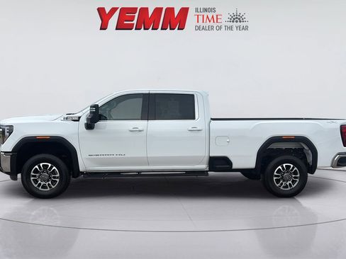 Used 2024 GMC Sierra 3500 SLE w/ SLE Convenience Package image 6