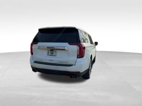 Used 2021 GMC Yukon XL Denali w/ Denali Premium Package image 8