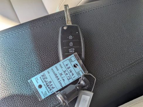 Used 2015 Kia Optima LX w/ LX Convenience Package image 29