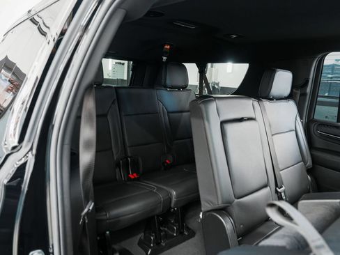 Used 2022 GMC Yukon XL Denali AWD/4WD image 34