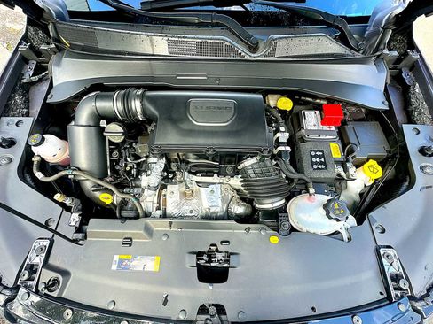 Used 2024 Jeep Compass Limited w/ Elite Group image 18