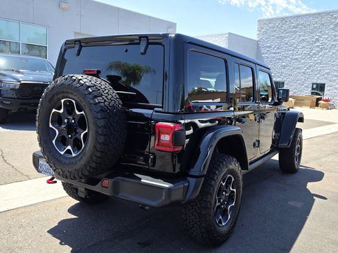 Used 2023 Jeep Wrangler Unlimited Rubicon w/ LED Lighting Group AWD/4WD image 5