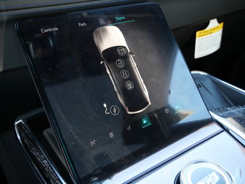 Used 2026 Cadillac Escalade IQ Luxury 1 w/ LPO, Floor Liner Package AWD/4WD image 19
