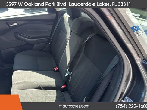 Used 2018 Ford Focus SE image 27