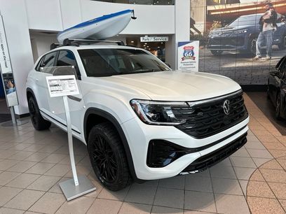 New 2026 Volkswagen Atlas Cross Sport SEL R-Line