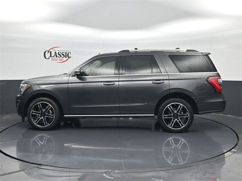 Used 2020 Ford Expedition Limited w/ Special Edition Package image 2