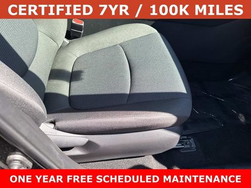 Used 2025 Toyota RAV4 LE AWD/4WD image 10