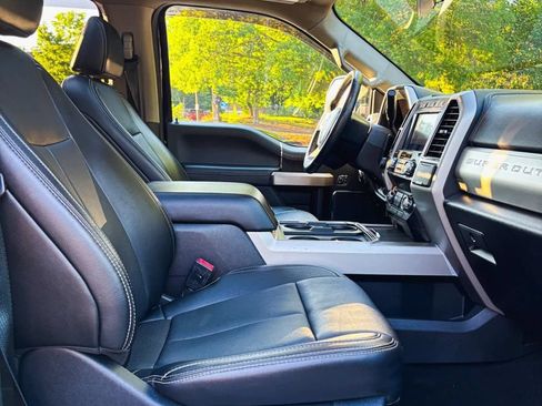 Used 2021 Ford F250 Lariat w/ Tremor Off-Road Package AWD/4WD image 13